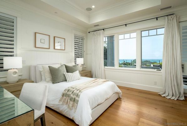 Bedroom, Interior, Recessed Lighting, Water, Wood Texture Flooring