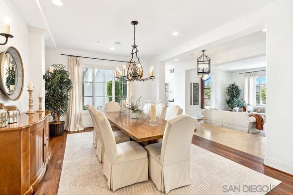 Chandelier, Dining room, Interior, Living room, Recessed Lighting, Wood Texture Flooring