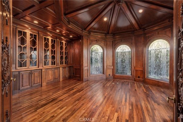 Empty room, Interior, Recessed Lighting, Wooden Beams, Wooden Ceilings, Wood Texture Flooring, Wooden Walls