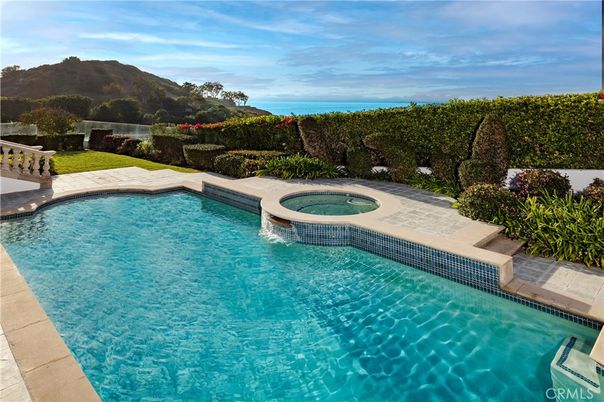 Exterior, Pool, Water