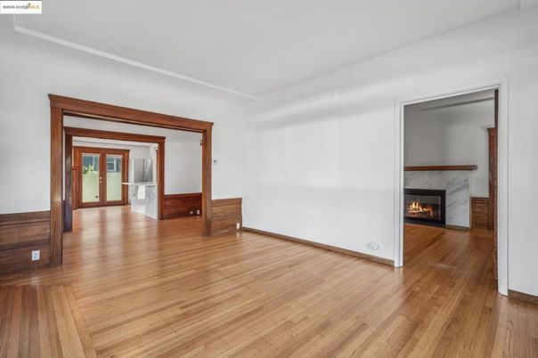 Empty room, Fireplace, Interior, Wood Texture Flooring