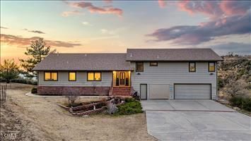 Attached, Exterior, Facade, Raised Ranch