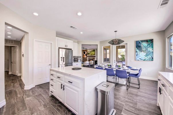 Dining room, Interior, Kitchen, Pendant Lights, Recessed Lighting, Stainless Steel Appliances