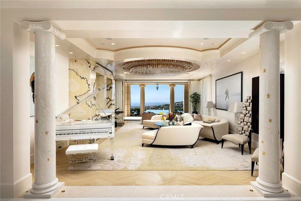 Chandelier, Interior, Living room, Marble Walls, Piano, Recessed Lighting, Wood Texture Flooring