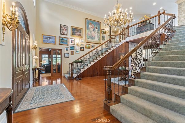 Chandelier, Interior, Wood Texture Flooring