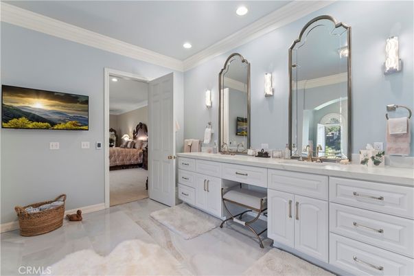 Bathroom, Bedroom, Dual Sink Vanities, Interior, Recessed Lighting