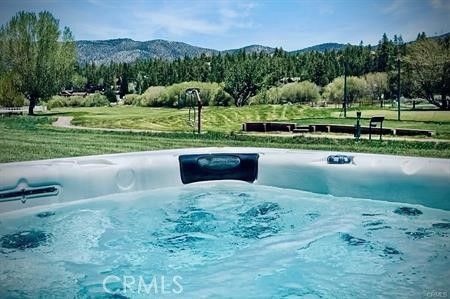 Exterior, Hot Tub, Pool