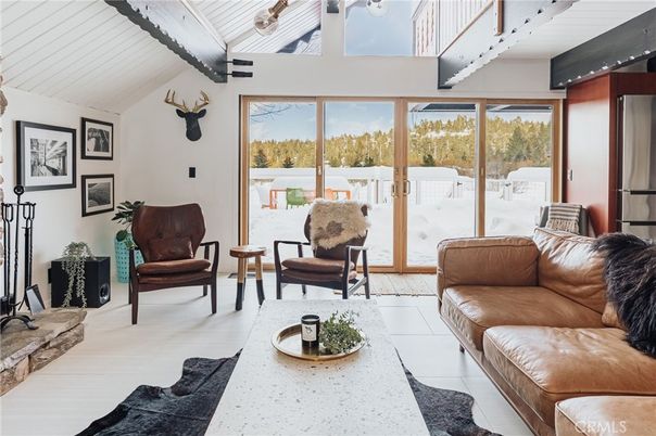 Interior, Living room