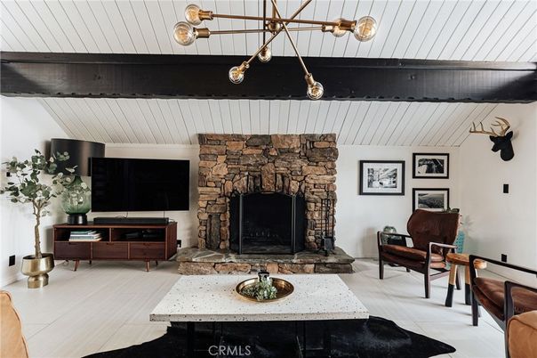 Fireplace, Interior, Pendant Lights