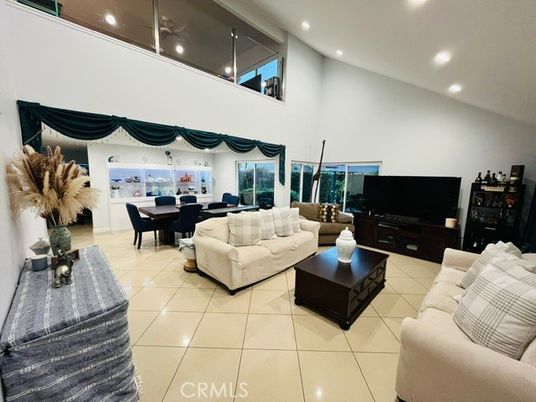 Dining room, Interior, Living room, Recessed Lighting