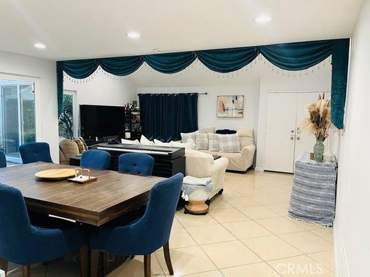 Dining room, Interior, Living room, Recessed Lighting