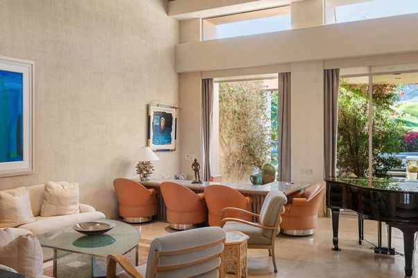 Interior, Living room, Piano