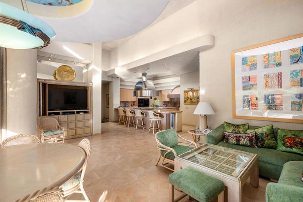 Dining room, Interior, Kitchen, Living room, Recessed Lighting, Stainless Steel Appliances