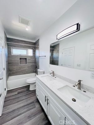 Bathroom, Dual Sink Vanities, Interior, Wood Texture Flooring