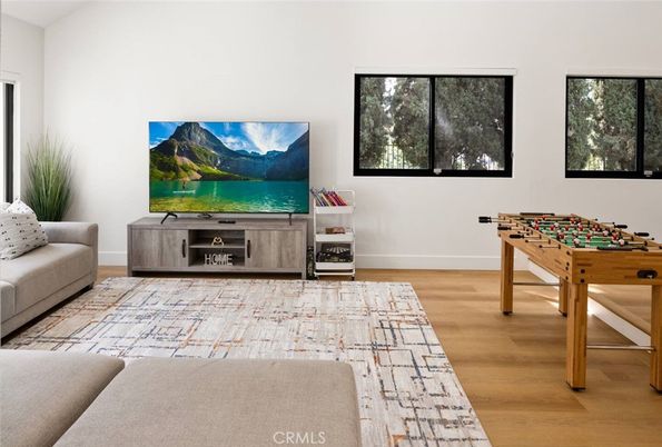 Game Room, Interior, Wood Texture Flooring