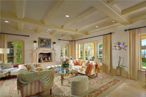 Fireplace, Interior, Living room, Recessed Lighting