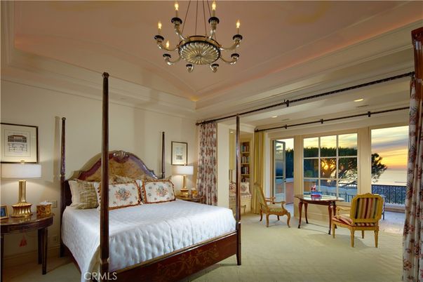 Bedroom, Chandelier, Interior, Water
