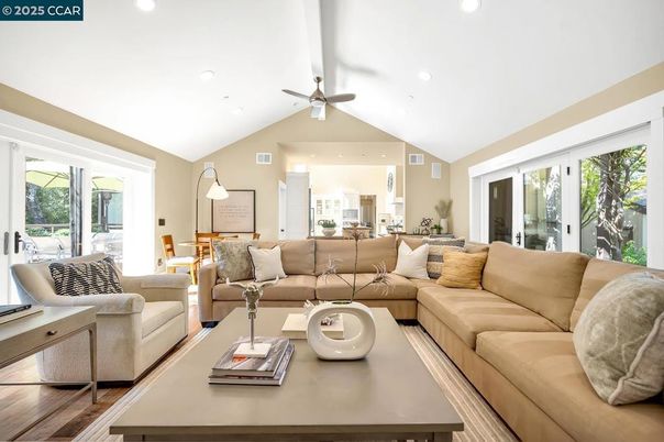 Interior, Kitchen, Living room, Pendant Lights, Recessed Lighting, Wood Texture Flooring