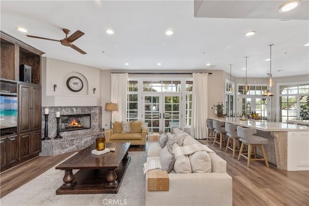 Fireplace, Interior, Living room, Pendant Lights, Recessed Lighting, Wood Texture Flooring