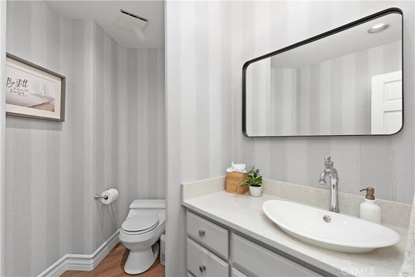 Bathroom, Interior, Recessed Lighting, Wood Texture Flooring