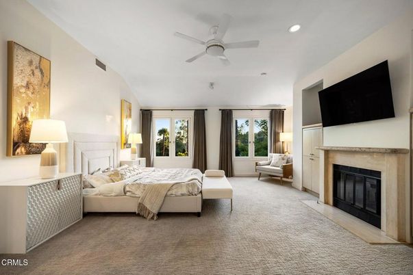 Bedroom, Fireplace, Interior, Recessed Lighting
