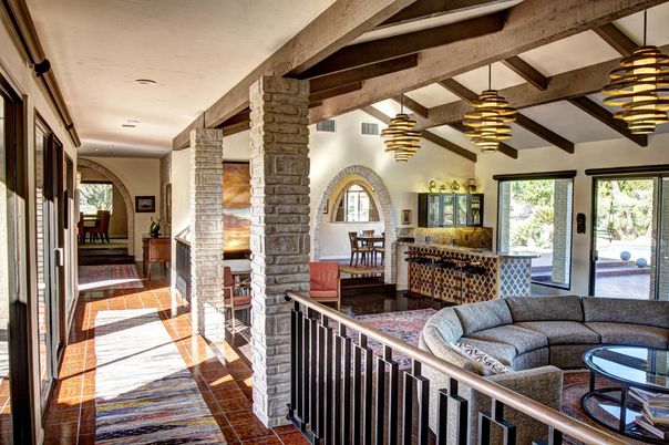 Interior, Kitchen, Living room, Pendant Lights, Recessed Lighting, Wooden Beams