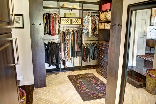Interior, Walk-in Closets, Wood Texture Flooring