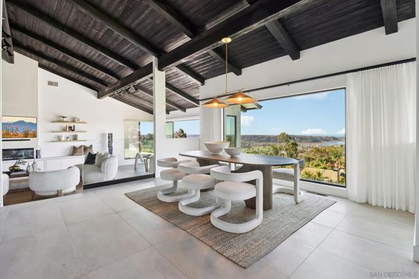 Dining room, Interior, Living room, Pendant Lights, Wooden Beams, Wooden Ceilings
