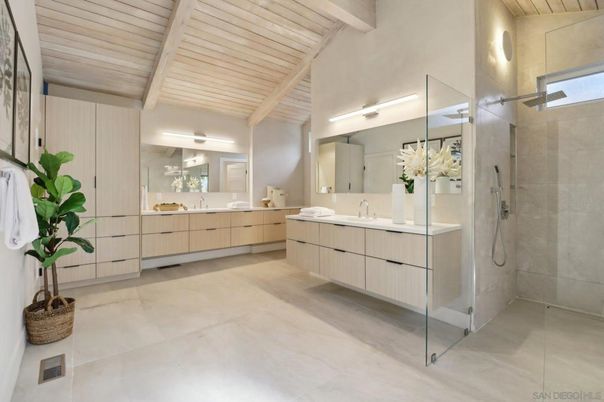 Bathroom, Dual Sink Vanities, Glass Shower, Interior, Wooden Beams, Wooden Ceilings