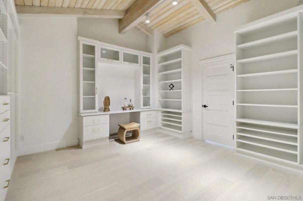 Interior, Walk-in Closets, Wooden Beams, Wooden Ceilings, Wood Texture Flooring