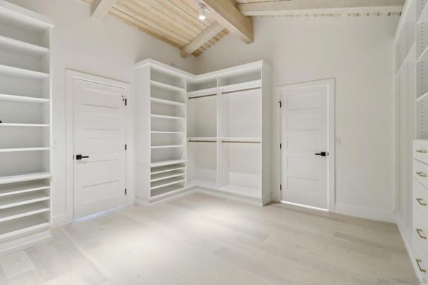 Interior, Walk-in Closets, Wooden Beams, Wooden Ceilings, Wood Texture Flooring