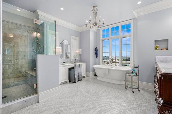 Bathroom, Chandelier, Free Standing Baths, Glass Shower, Interior, Pendant Lights, Recessed Lighting