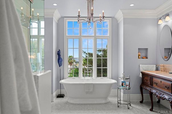 Bathroom, Chandelier, Free Standing Baths, Interior, Recessed Lighting