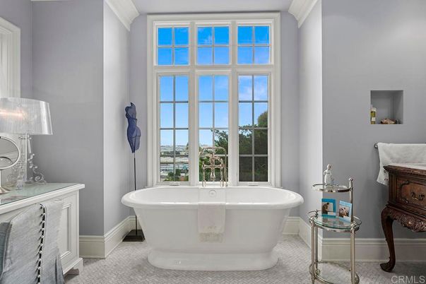 Bathroom, Free Standing Baths, Interior