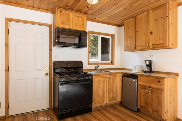 Interior, Kitchen, Wooden Ceilings, Wood Texture Flooring