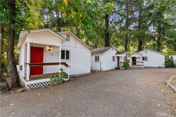 Backyard, Detached Garage, Exterior