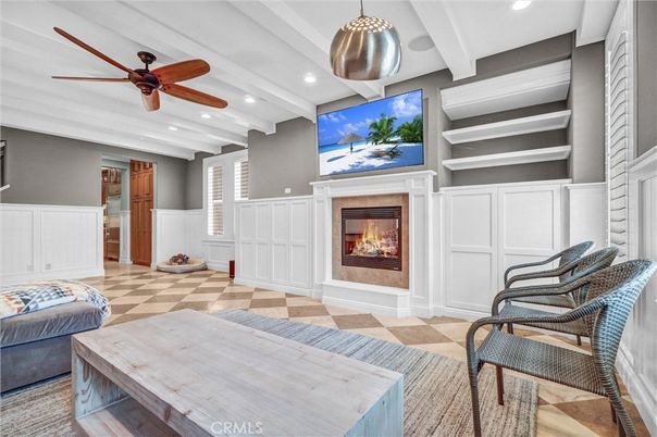 Fireplace, Interior, Recessed Lighting