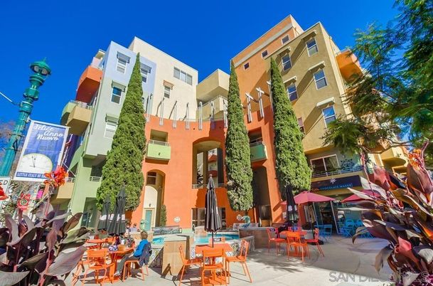 Exterior, Facade, Condo Building