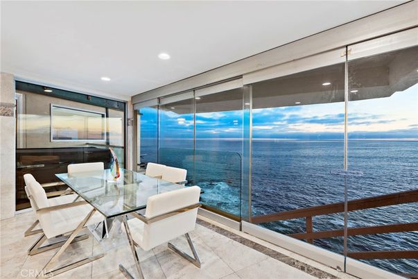 Dining room, Interior, Recessed Lighting, Water