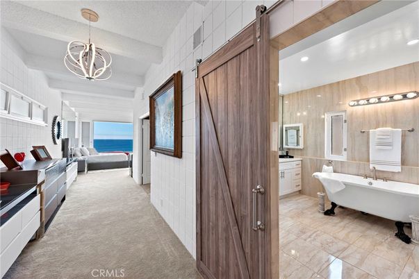 Bathroom, Dual Sink Vanities, Free Standing Baths, Interior, Pendant Lights, Recessed Lighting, Water