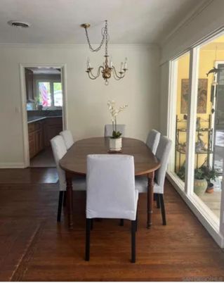 Chandelier, Dining room, Interior, Wood Texture Flooring
