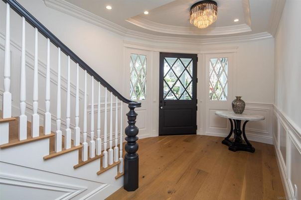 Chandelier, Interior, Recessed Lighting, Wood Texture Flooring