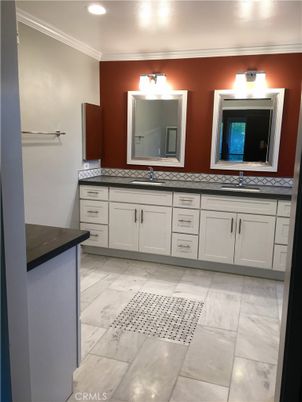 Bathroom, Dual Sink Vanities, Interior, Marble, Recessed Lighting
