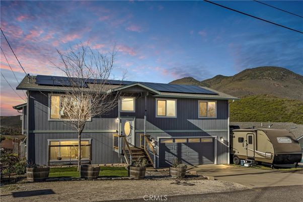 Attached, Exterior, Facade, Solar Panels, Raised Ranch