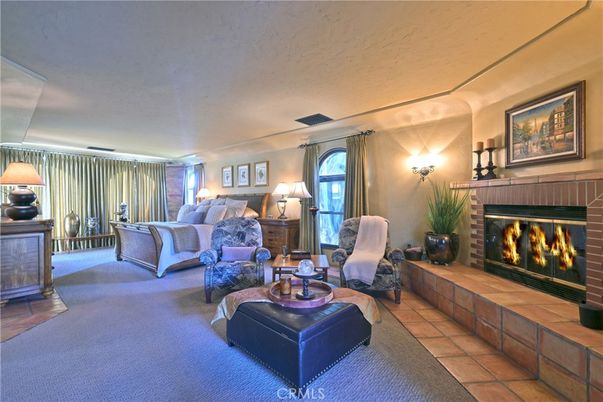 Fireplace, Interior, Living room