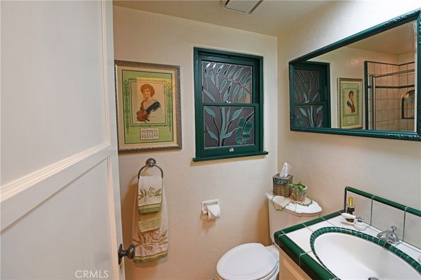 Bathroom, Interior, Tile Countertops