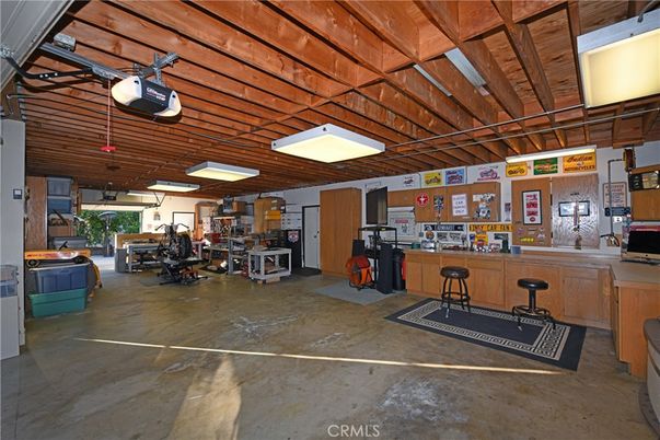Garage, Interior, Wooden Beams, Wooden Ceilings