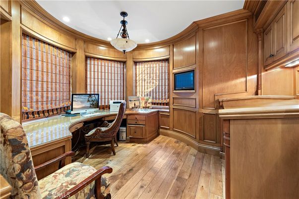 Home Office, Interior, Pendant Lights, Recessed Lighting, Wood Texture Flooring, Wooden Walls