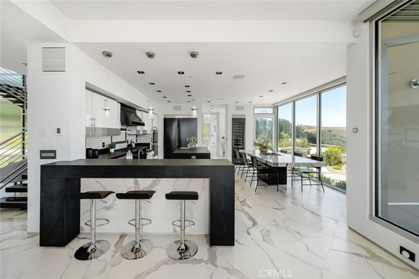 Dining room, Interior, Kitchen, Marble, Pendant Lights, Recessed Lighting