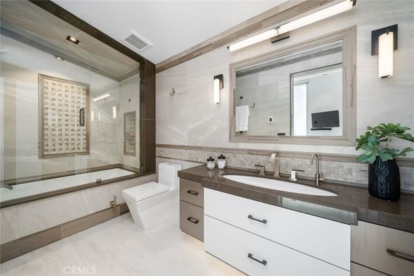 Bathroom, Dual Sink Vanities, Glass Shower, Interior